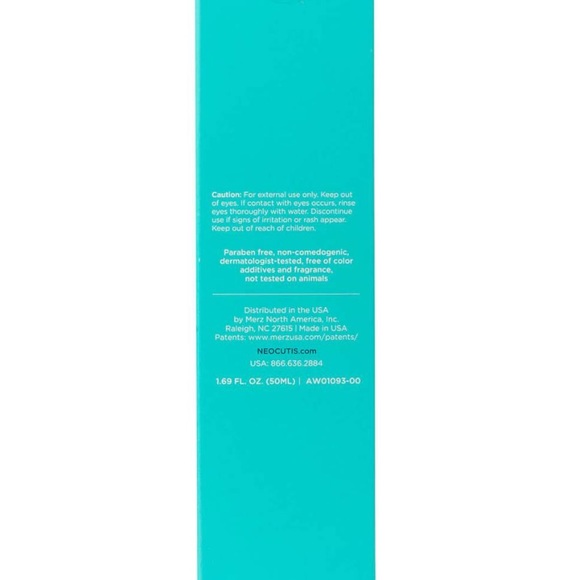 Neocutis Anti-Aging Set. Includes Journee FIRM, Hyalis+ and Lumiere FIRM - Picture 8 of 15